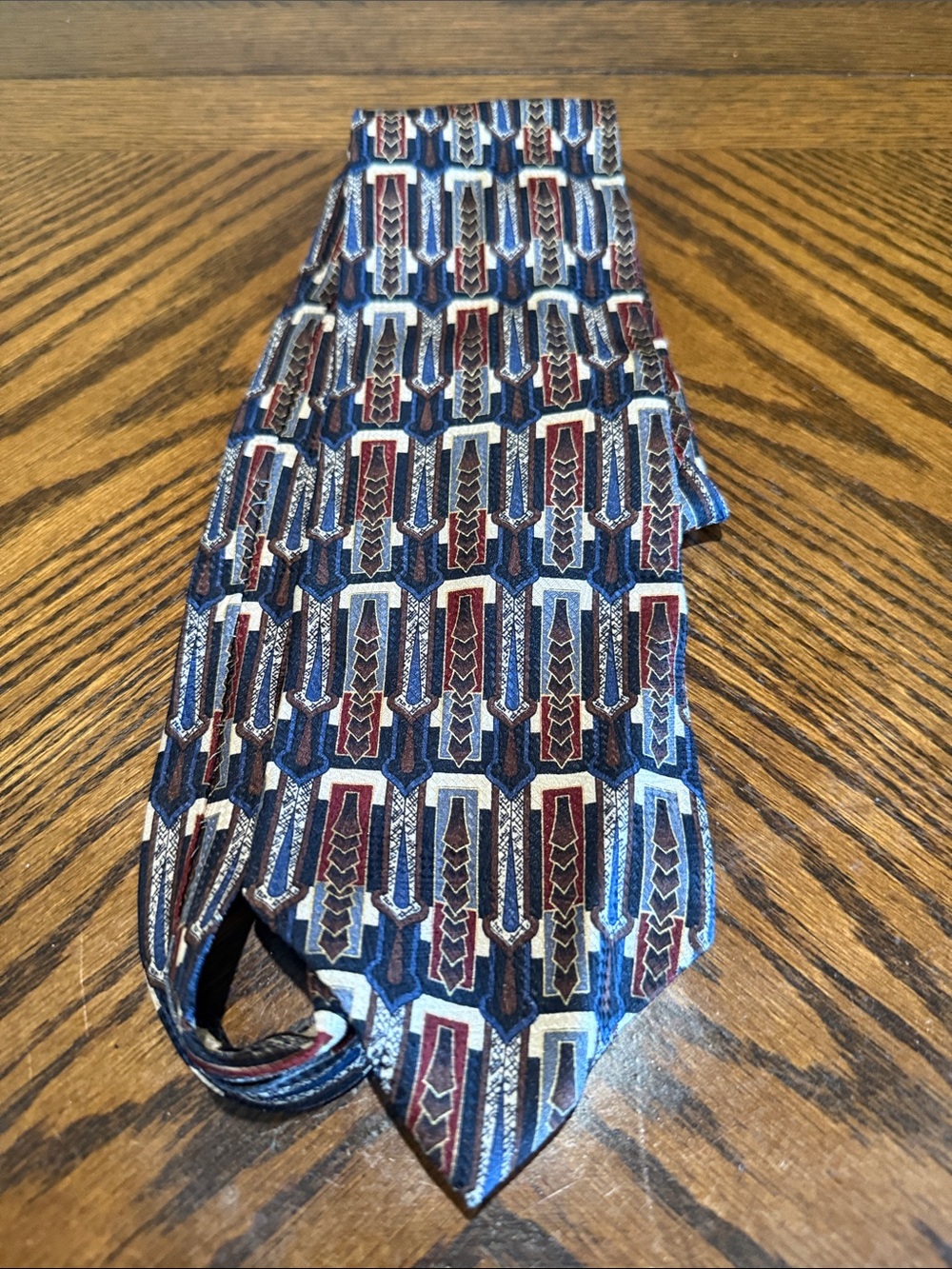 Avia Men's Geometric Tie in Blue, Burgundy and Gray